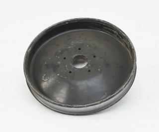 Motor car wheel