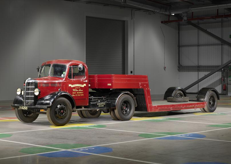 Articulated lorry