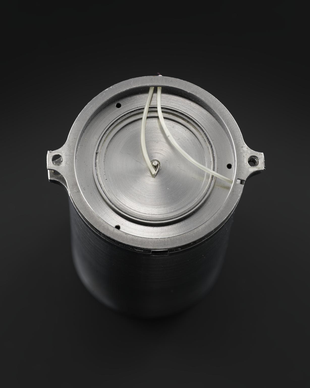 Casing from Thermal Properties Instrument (THP) as flown on Hüygens ...