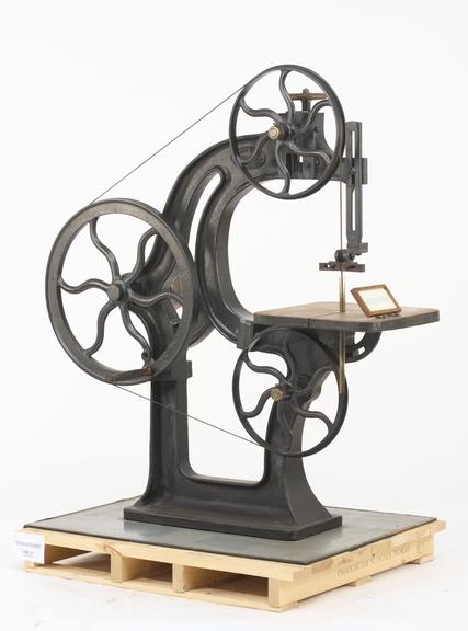 Band-sawing machine
