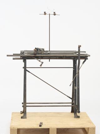 Flat bed knitting machine.