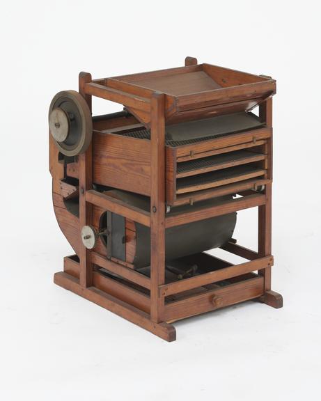 Model Screen with Blower (seed separator)