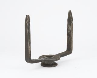 Driver for turning on dead centres