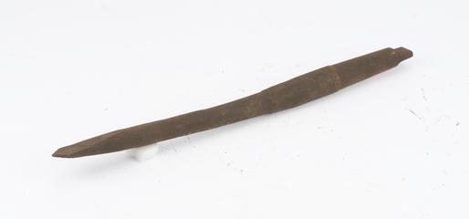 Spear-point drill with taper shank