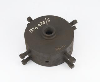 Bell chuck with 8 screws