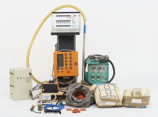 Negri Bossi 25 Injection Moulding Machine control with beads and samples