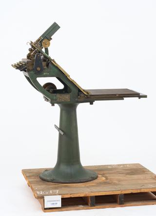 Pulsotype Distributing Machine