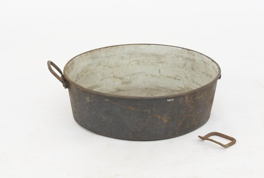 Basin, shallow, heavy, from Bell's pharmacy, C19