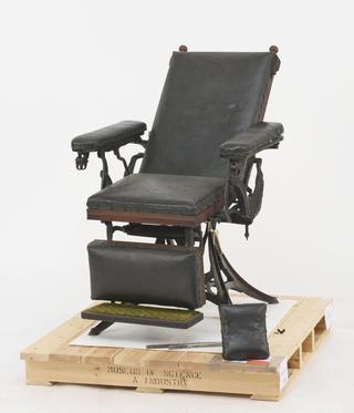 Consulting room chair