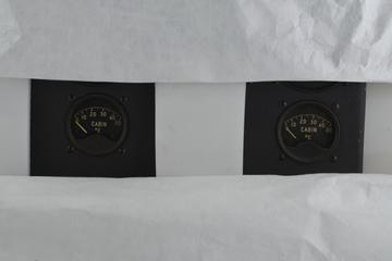 Two gauges cabin temp. degree Centigrade (Smiths)