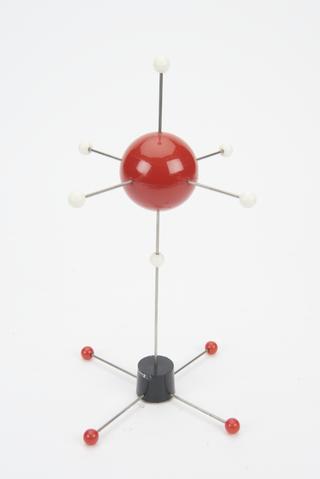 Model illustrating s orbitals in molecular orbital theory and crystal field theory