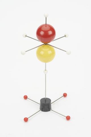 Model illustrating molecular orbital theory and crystal field theory