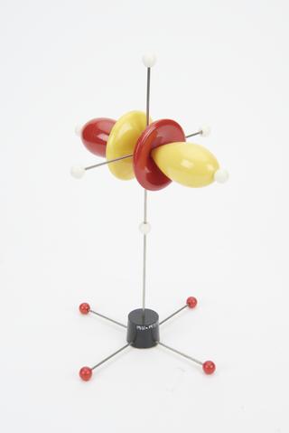 Model illustrating s orbitals in molecular orbital theory and crystal field theory