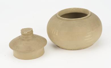 Tea Pot and Lid (White - Unglazed)