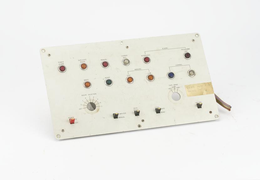 Tape deck control unit