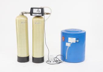 Water purification system for TC 1600 Thermocycler made by Intelligent Automation Systems in 1992