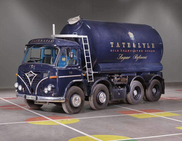 Foden 4-axle lorry