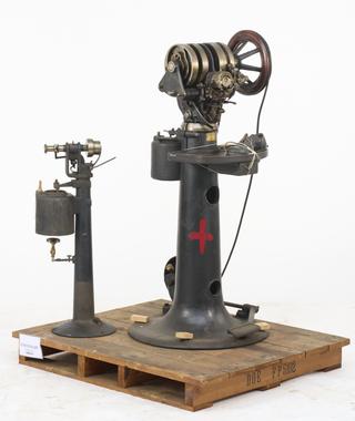 Gimson outsole stitcher, 1903