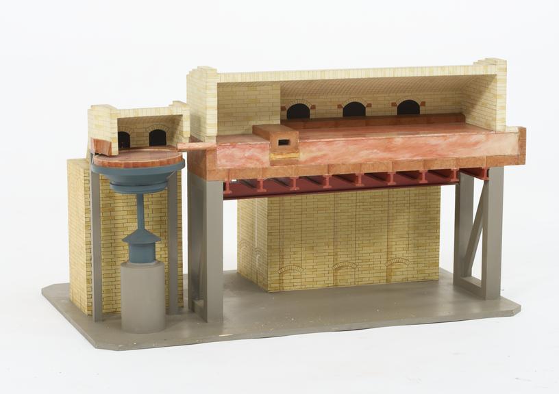 Model of a rotating pot glass furnace