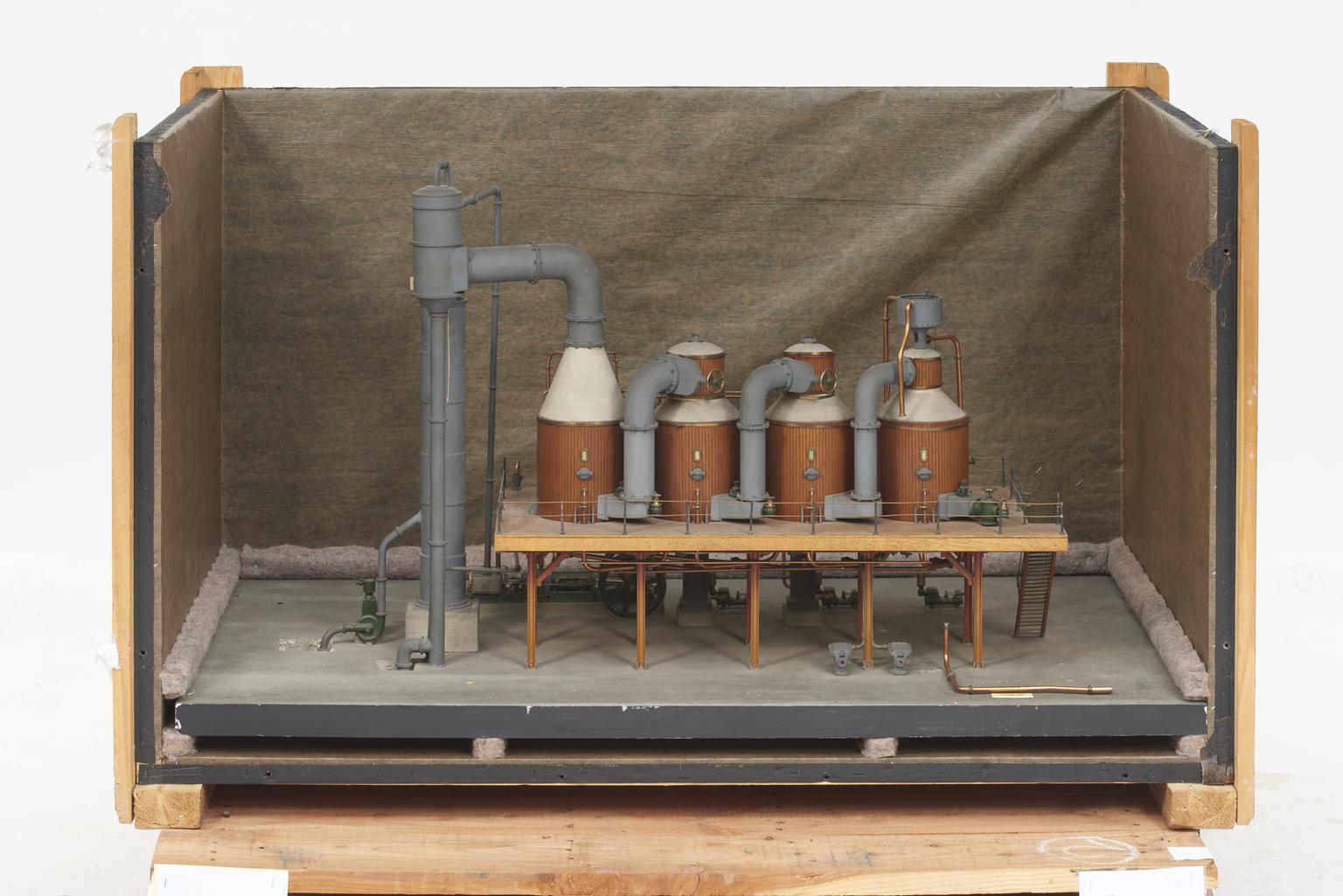 Model of an evaporating plant used in sugar manufacture