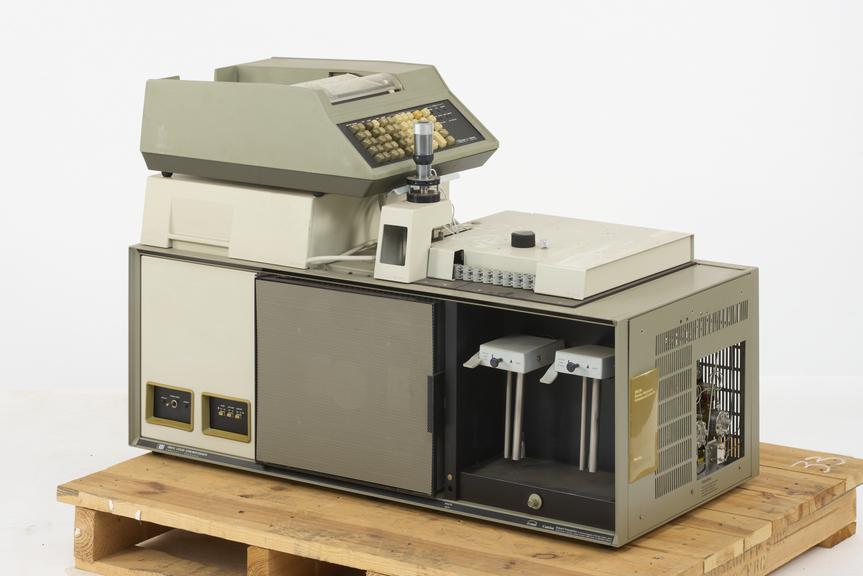 Hewlett Packard 1084B Liquid Chromatograph