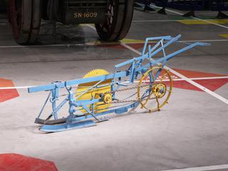Horse drawn sugar beet harvester