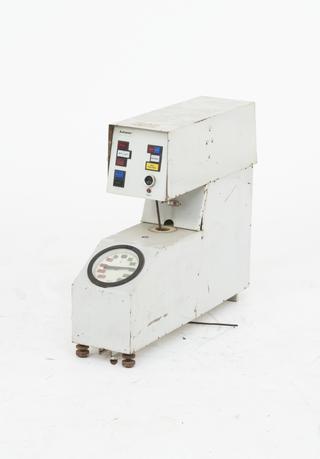 Automatic pour point apparatus