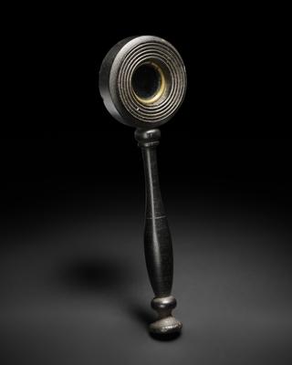 Hand held solar viewer