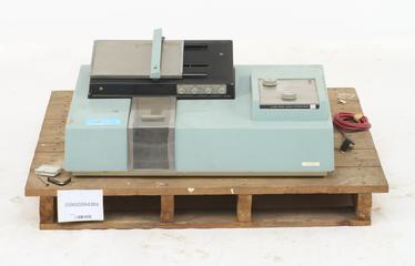 SP 200G grating infrared spectrophotometer