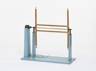 Component of demonstration of aeolian tones