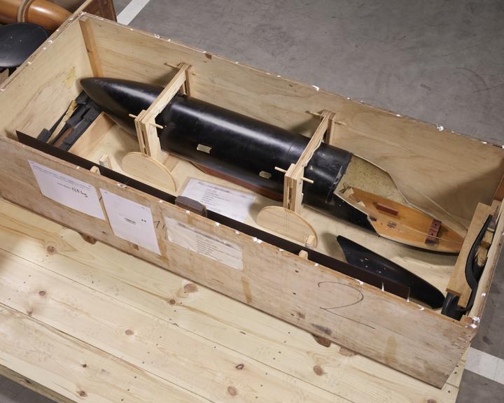 Aircraft wind tunnel model