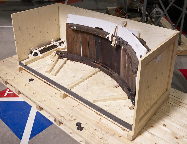 Collar from Wooden Horse Gin