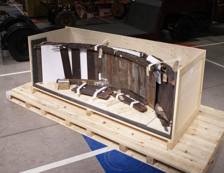 Collar from Wooden Horse Gin