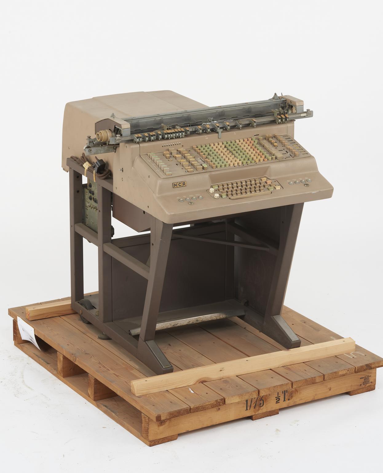 Compu-Tronic accounting machine | Science Museum Group Collection