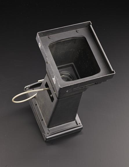 Camera for storage oscilloscope