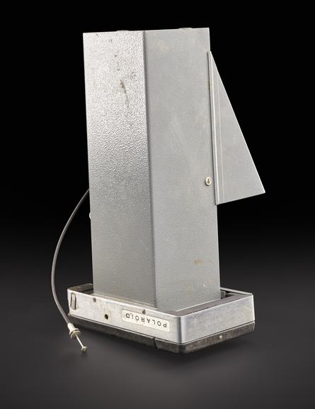 Camera for storage oscilloscope