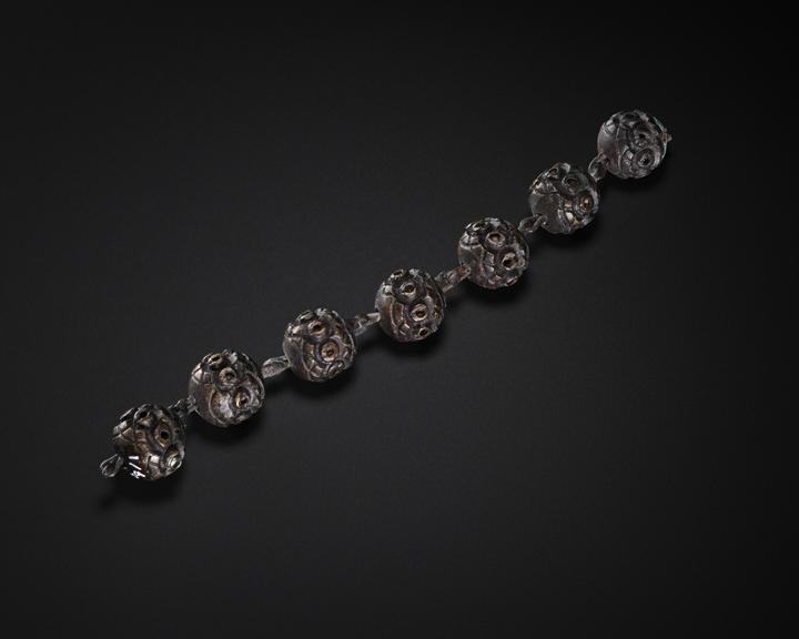 Rosary part of 'Santa Medicina'