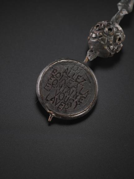 Rosary part of 'Santa Medicina'