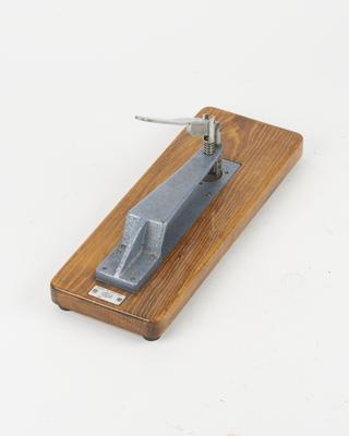 Template pricker, 1950-1970