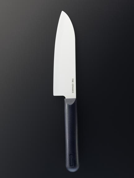 Ceramic knife