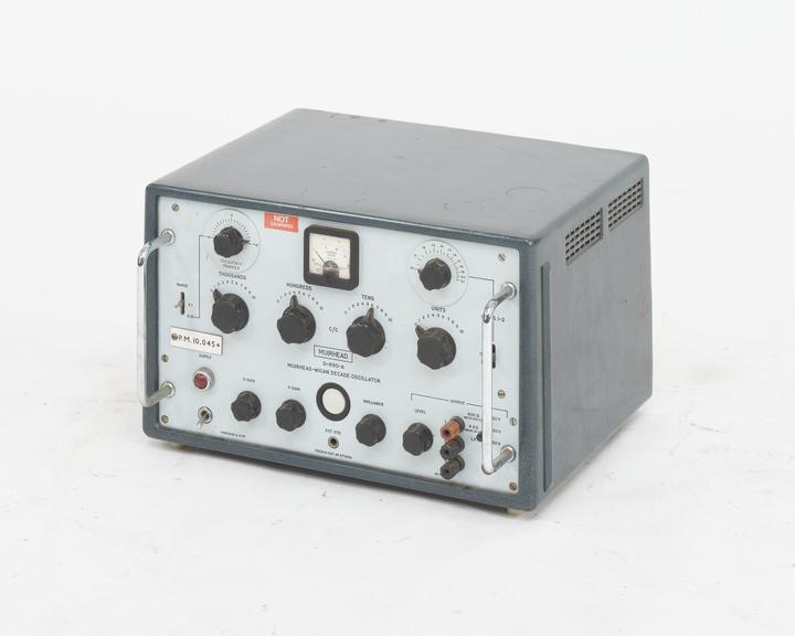 Muirhead-Wigan Decade Oscillator