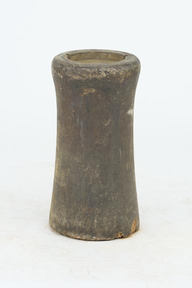 Solid wooden mortar stand, European, 1750-1870