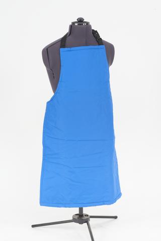 Cryo-apron for protection against extreme cold
