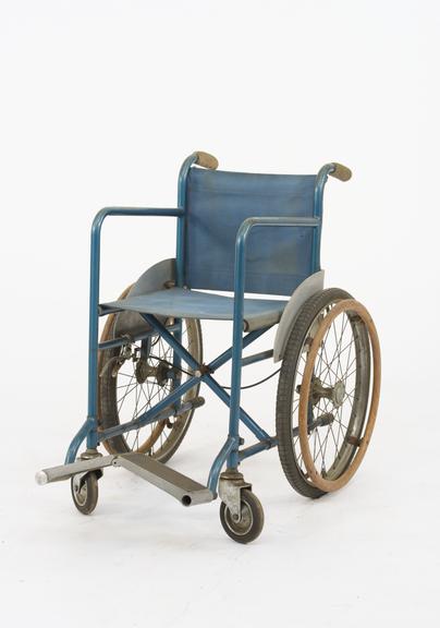Folding wheelchair