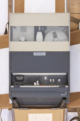 Sony Videocorder Type PV-12OUE modied for radar application