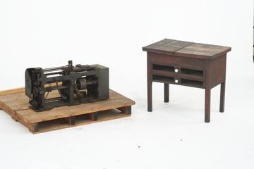 Pulley, from pulsotype distributing machine