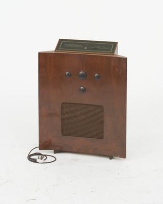 Murphy "baffle " console receiver type A188C, 1952