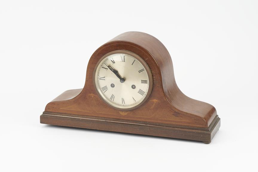 Mantlepiece clock, c.1930