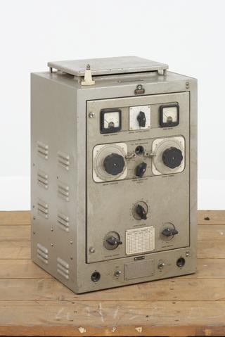 Marconi "Seaspan" transmitter type 1213B