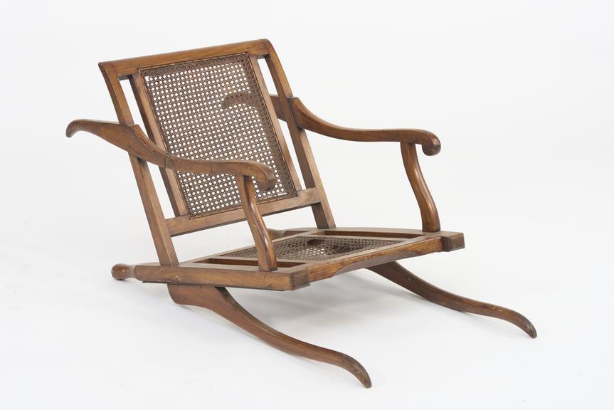 Carrying chair for invalid